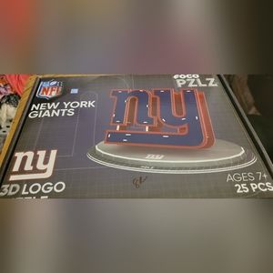 FOCO NFL New York Giants PZLZ 3D Paper Model Puzzle Kit - Team Logo NEW